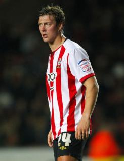 Lee Holmes