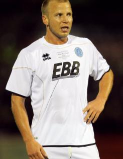 Luke Guttridge Luke Guttridge