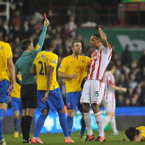Stoke midfielder Steven Nzonzi see's red card overturned