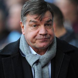 West Ham boss Sam Allardyce frustrated by slow search