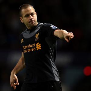 Liverpool midfielder Joe Cole undergoing medical at West Ham