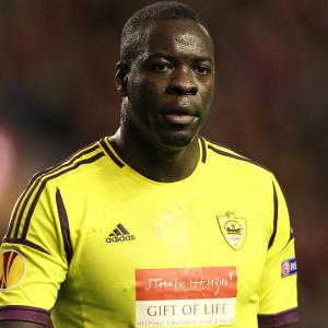 QPR make move for former Blackburn defender Samba