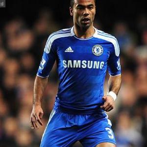 Ashley Cole wanted by Ancelotti's PSG