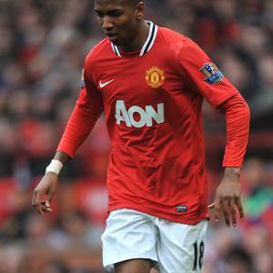 Ferguson speaks with Ashley Young on diving situation