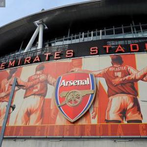 Arsenal Club : The Board of Directors and Arsenal Fans