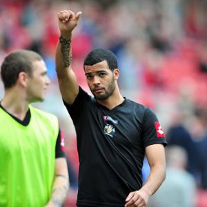 Former Chelsea midfielder Mellis handed QPR trial