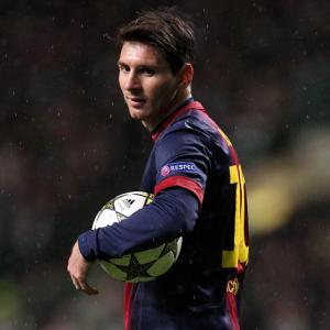 Muller lauds Barcelona's record-breaker Lionel Messi