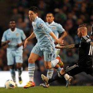 Nasri wants United to keep winning to set up title decider