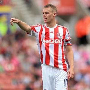 Man Utd 4-2 Stoke: Report