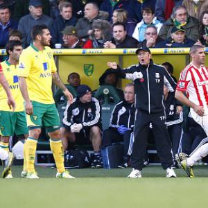 Pulis bemoans ref justice