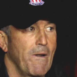 Pulis ready to face United's 'A Team'