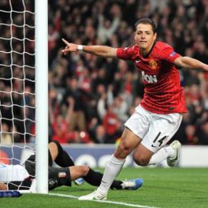 Manchester United striker Hernandez humble on trophy hunt