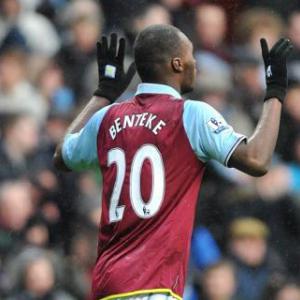 Agbonlahor praise for Benteke