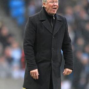 Ferguson wants Ferdinand and Evra to shake hands with Terry and Suarez