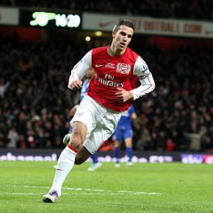 Van Persie wows with Gunners winner