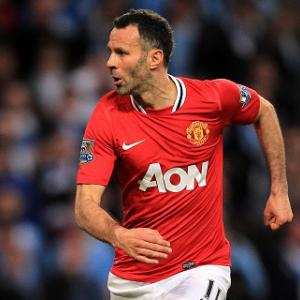 Giggs prepares for coaching career