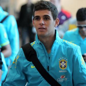 Chelsea complete Oscar swoop