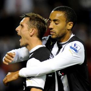 Lovenkrands completes Birmingham move