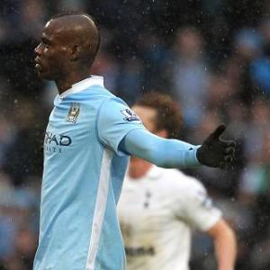 AC Milan hoping to clinch deal for Man City forward Balotelli