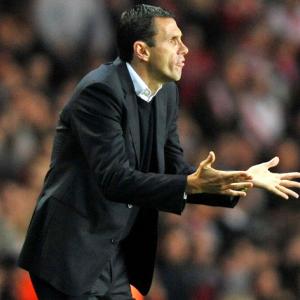Poyet linked with Reading job