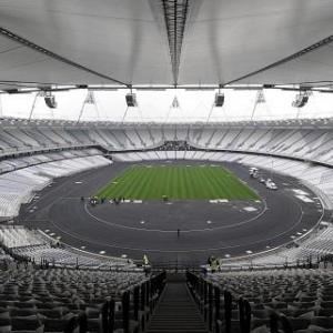 West Ham have to get out when we want Olympics Stadium, warns athletics chiefs