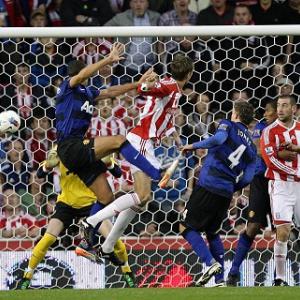 European Roundup: United held, Messi and Ronaldo hit hat-tricks