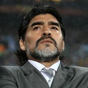 Maradona must stay on - Heinze