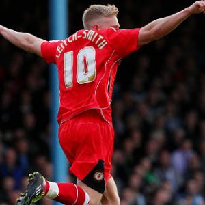 Cheltenham 0-2 Crewe: Report