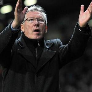 Ferguson baffled by defensive frailties