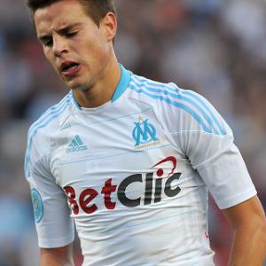Chelsea sign Marseille's Azpilicueta