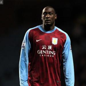 Villa release Heskey, Cuellar and Guzan