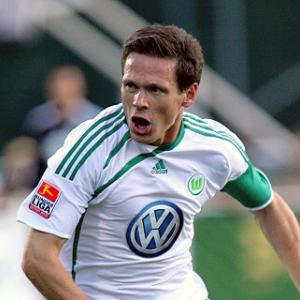 Cottagers swoop for Riether