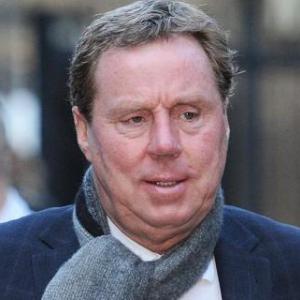 Redknapp loses cool at bungs trial