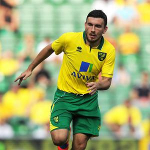 Norwich midfielder Snodgrass escapes FA action after Twitter rant