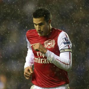 Wenger: Van Persie can be legend