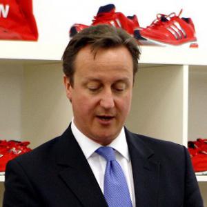 Flags mix-up 'honest mistake' - PM