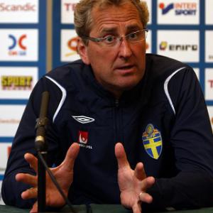 Hamren wants headache for Hodgson