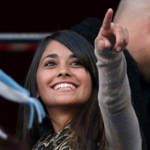 Top 10 sexiest La Liga WAGS 1 - Antonella Roccuzzo
