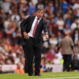 Allardyce thrilled with win, but not ref