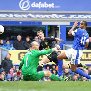 Latics power into last four