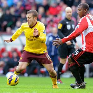 Wenger calls for referees to be firmer on bad fouls