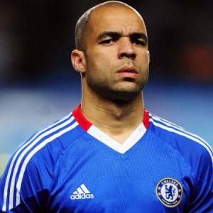 Arsenal join Juventus in race for Chelsea's Alex