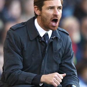 Spurs close in on Villas-Boas