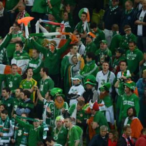 Divers search for missing Irish fan
