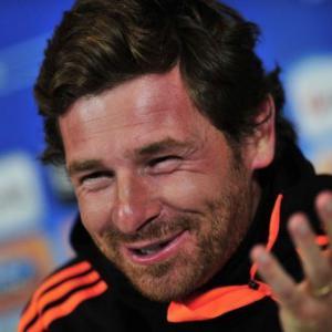 Villas-Boas wants Chelsea to emulate Barca's style