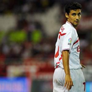 Navas, Monreal back in Spain squad