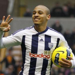 Odemwingie tames Wolves with hat-trick