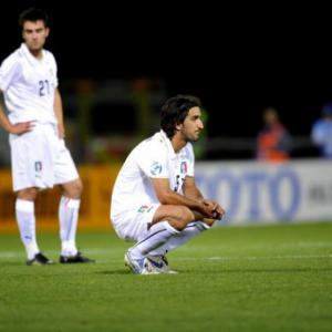 Italy football player dies after collapsing on pitch