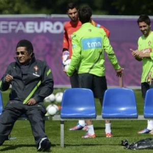 Portugal legend Eusebio sits out Euro semi