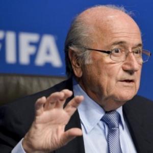 Bayern chief Hoeness says Blatter weakened